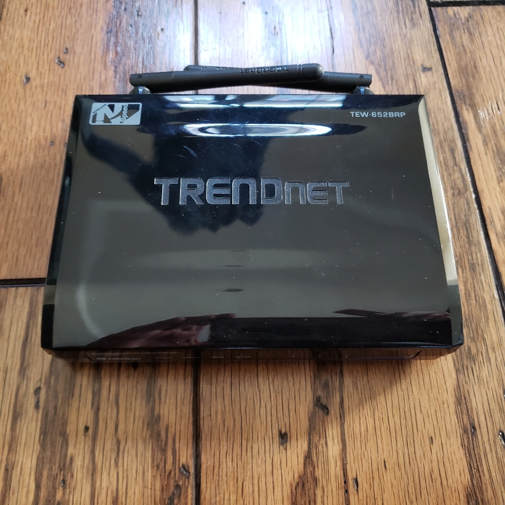 TRENDNet Wireless N Home Router - Picture 2 of 12